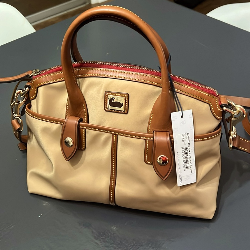 NEW 🤎 Dooney & Bourke Domed Satchel Natural and Brown